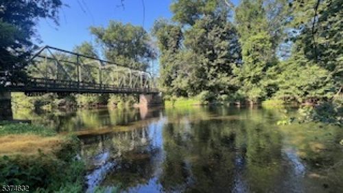 525 Stanton Station Rd, Flemington, NJ, 08822-5579 | Card Image