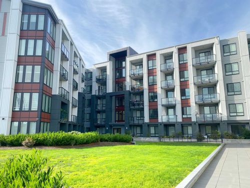 202-20360 Logan Ave, Langley, BC, V3A0P5 | Card Image