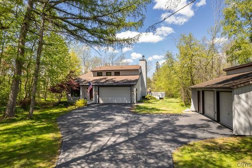 1843 Runnymede Dr, Cazenovia, NY, 13035-9320 | Card Image