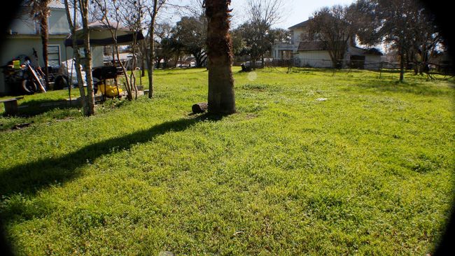 409 N Avenue D, Home with 2 bedrooms, 1 bathrooms and null parking in Waelder TX | Image 17