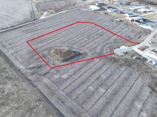 00000 E Jesuit Ln, Saint Marys, KS, 66536 | Card Image