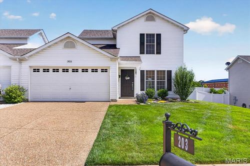 203 New Richmond Dr, Wentzville, MO, 63385-4498 | Card Image
