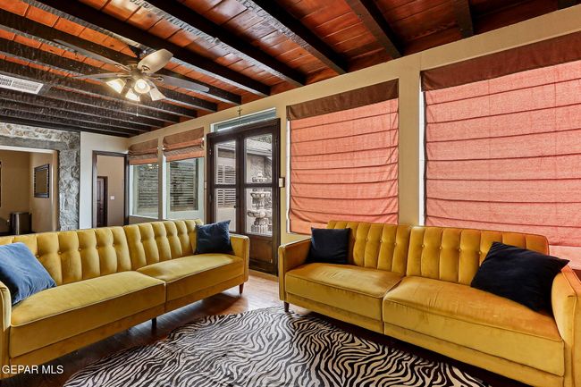 Large Living or Office | Image 21