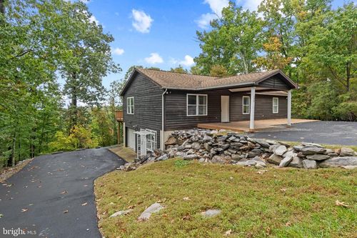 155 Fawn Dr, HARPERS FERRY, WV, 25425-5669 | Card Image