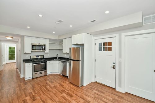 227-223-227 Washington St, Boston, MA, 02121-3959 | Card Image