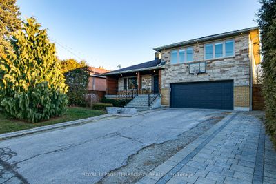 31 Maryport Ave, House other with 3 bedrooms, 2 bathrooms and 6 parking in North York ON | Image 1