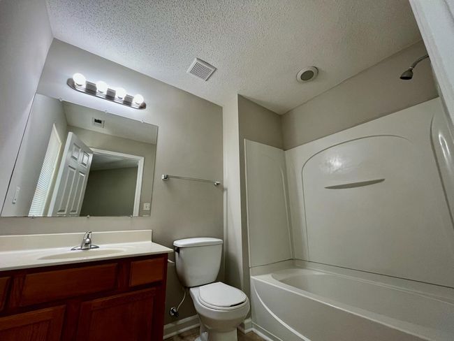Photo #12 | Image 12