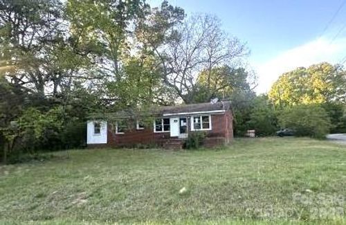 111 E East Ave, Monroe, NC, 28110-2801 | Card Image