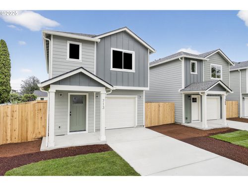 713 S 9th Ave, Kelso, WA, 98626-2923 | Card Image