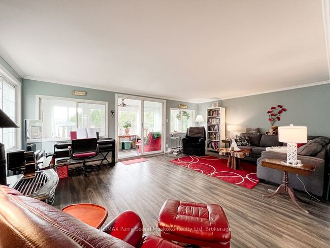 21 Macfie Rd, House other with 1 bedrooms, 1 bathrooms and 5 parking in Dunchurch ON | Image 6