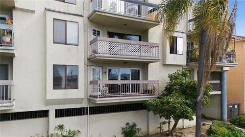 apt-102-1360 Redondo Ave, Long Beach, CA, 90804-2880 | Card Image