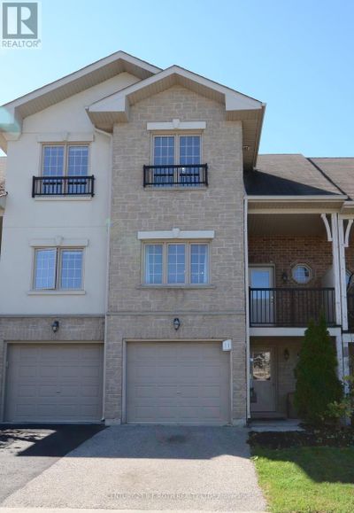 11 - 175 Stanley St, Townhouse with 3 bedrooms, 3 bathrooms and 2 parking in Barrie ON | Image 1