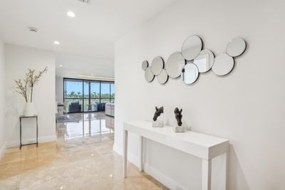 J301 - 2785 Polo Island Drive, Condo with 4 bedrooms, 4 bathrooms and null parking in Wellington FL | Image 2