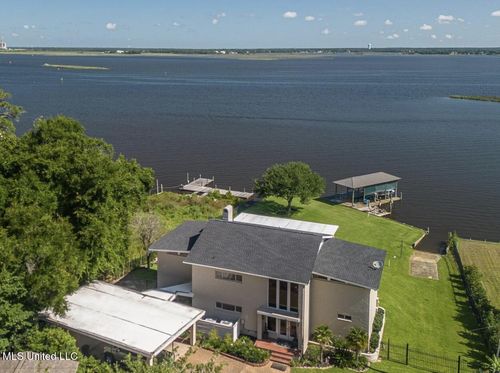 435 Christi Ln, Biloxi, MS, 39531-2704 | Card Image
