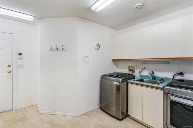 800 Mulholland Dr, House other with 3 bedrooms, 2 bathrooms and 2 parking in Parksville BC | Image 34
