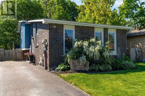19 Austen Lane, Barrie, ON, L4N4V4 | Card Image