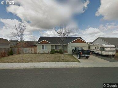 21st St, Redmond, OR 97756