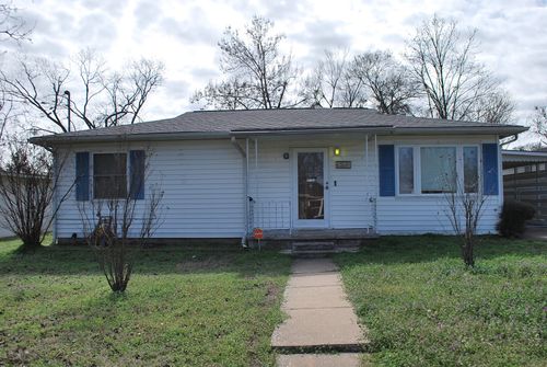 2604 W Johnson St, Denison, TX, 75020-1422 | Card Image