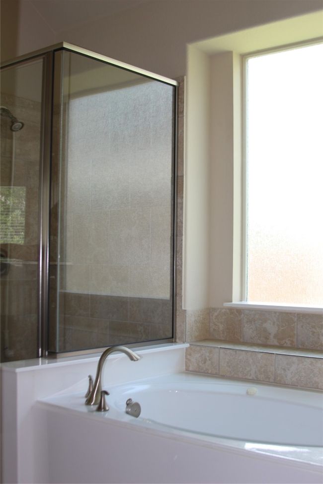 Full bath with a garden tub | Image 16