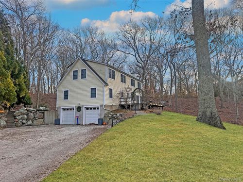 12 Dogwood Ln, Shelter Island, NY, 11964 | Card Image