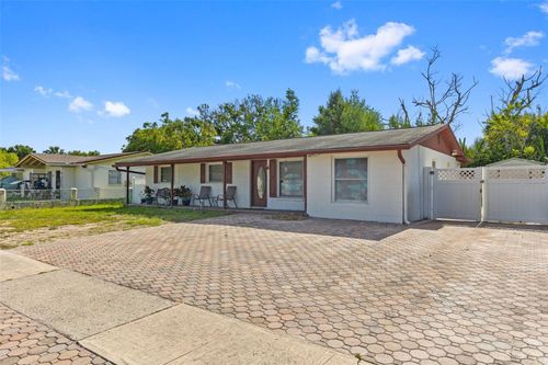 5923 Yorkshire Rd, TAMPA, FL, 33634-5119 | Card Image