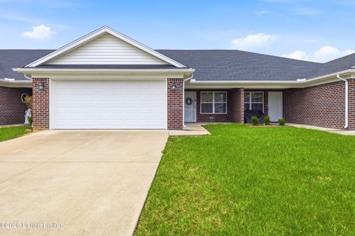 6724 Eagle Wood Dr, Louisville, KY, 40272-4584 | Card Image