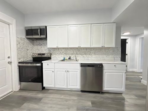 6-131 E 27th St, Riviera Beach, FL, 33404-4557 | Card Image