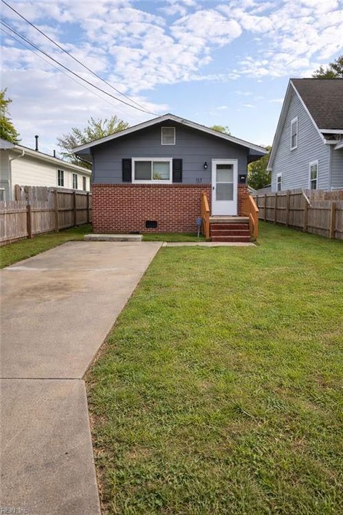 722 Hemlock Ave, Hampton, VA, 23661-1732 | Card Image