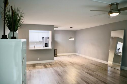 111-1301 River Reach Dr, Fort Lauderdale, FL, 33315-1135 | Card Image