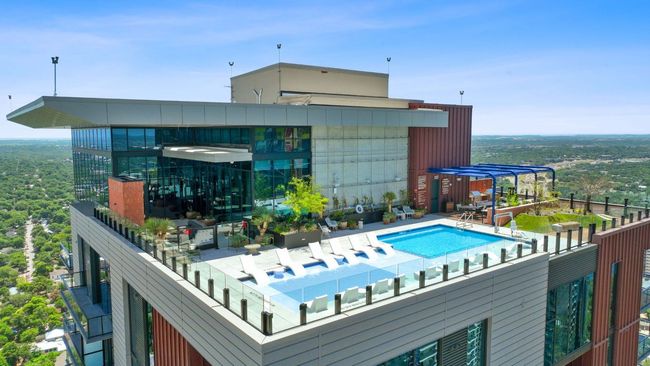 View of pool | Image 38