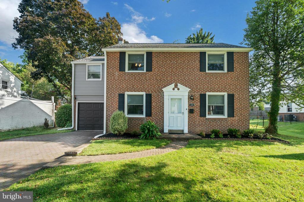 Sunnybrook Rd, Springfield, PA 19064