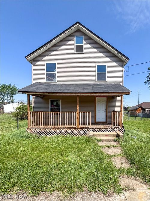 1837 Penn Pl Ne, Canton, OH, 44704-1933 | Card Image