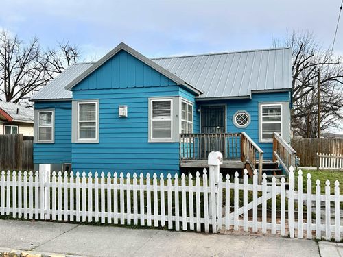 604 N 6th St, Payette, ID, 83661-2340 | Card Image