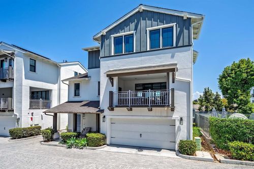 857 Home Ave, Carlsbad, CA, 92008-1822 | Card Image