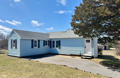 22 Columbus Ave, Baldwinville, MA, 01436-1004 | Card Image