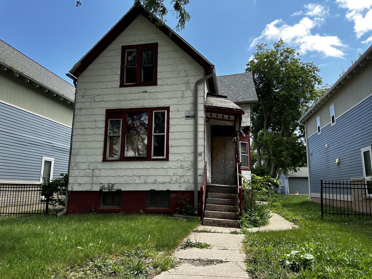 6th St, Milwaukee, WI 53212