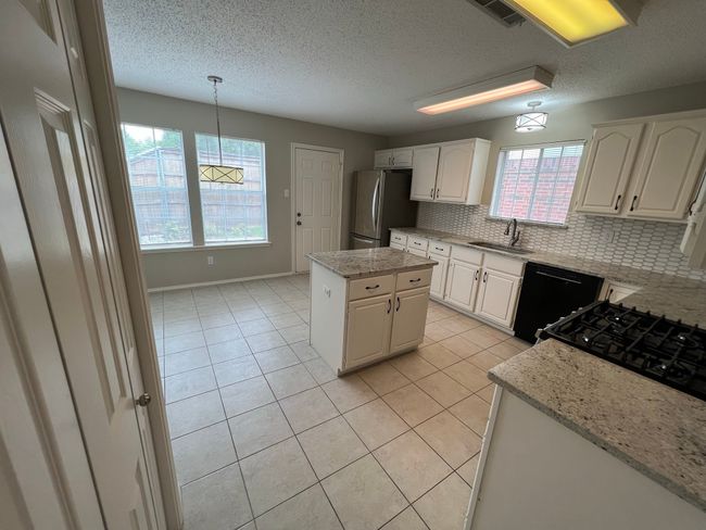 6223 Cupertino Trl, House other with 4 bedrooms, 3 bathrooms and null parking in Dallas TX | Image 18