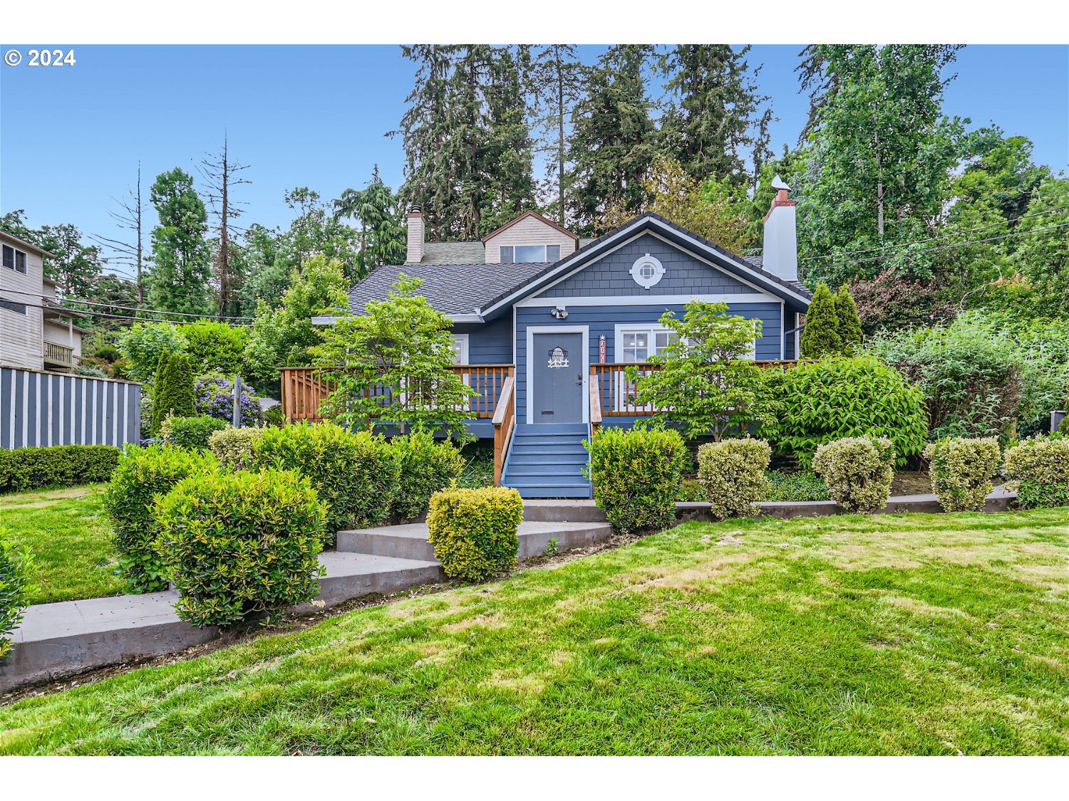 Willamette Dr, West Linn, OR 97068