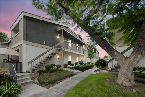 unit-h-2849 S Fairview St, Santa Ana, CA, 92704-5926 | Card Image