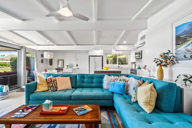 Living Room & Kitchen | Image 7