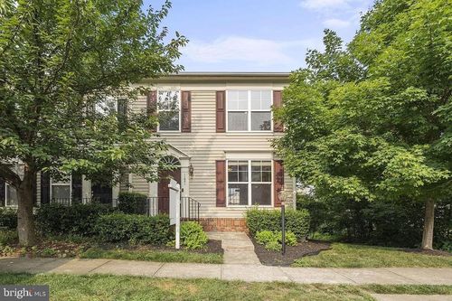 11901 Benton Lake Rd, BRISTOW, VA, 20136-6156 | Card Image