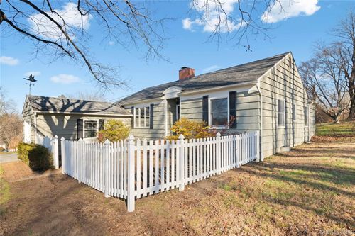 2 Brick Hill Rd, Somers, NY, 10589-3019 | Card Image