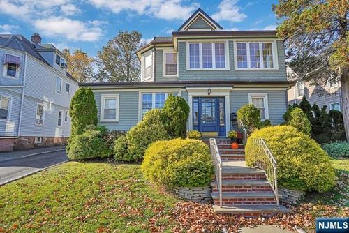 164 Orient Way, Rutherford, NJ, 07070-2470 | Card Image