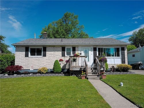 4910 Kennison Pkwy, Hamburg, NY, 14075-5551 | Card Image