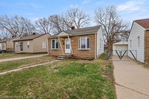 25713 Penn Street, Dearborn Heights, MI, 48125 | Card Image