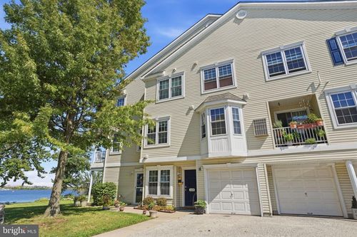 5209 Riverfront Dr, PALMYRA, NJ, 08065-2143 | Card Image