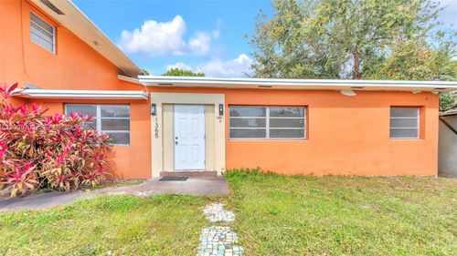b-1365 Nw 55th Ter, Miami, FL, 33142-3133 | Card Image