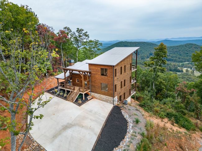 739 Big Sky Trl, Home with 6 bedrooms, 5 bathrooms and null parking in Epworth GA | Image 75