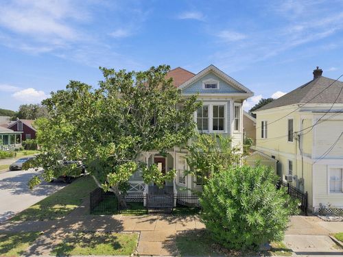 1402 21st St, Galveston, TX, 77550-4720 | Card Image