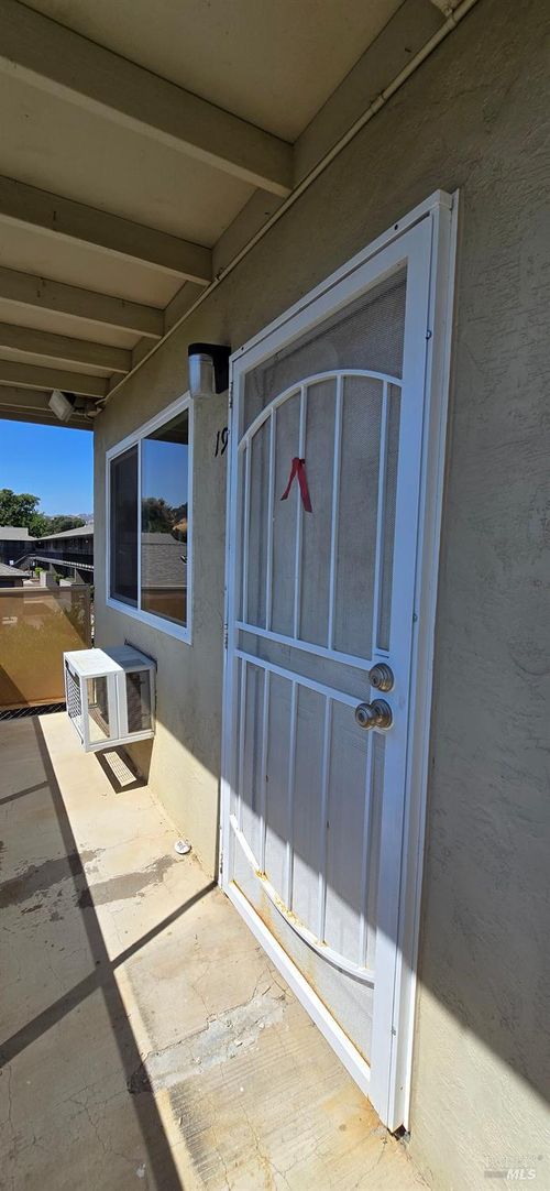 apt-19-1567 Alamo Dr, Vacaville, CA, 95687-6018 | Card Image